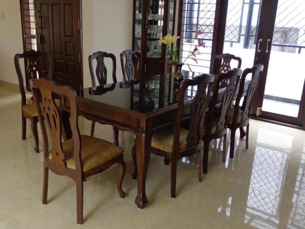 Dining Set 4