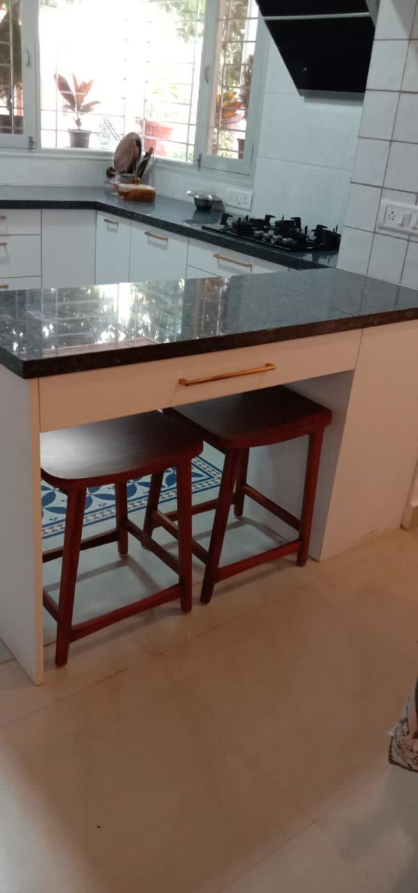 Kitchen Unit 8