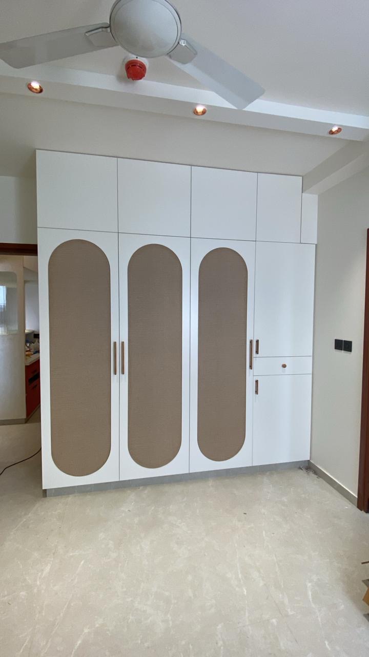 Wardrobe 15